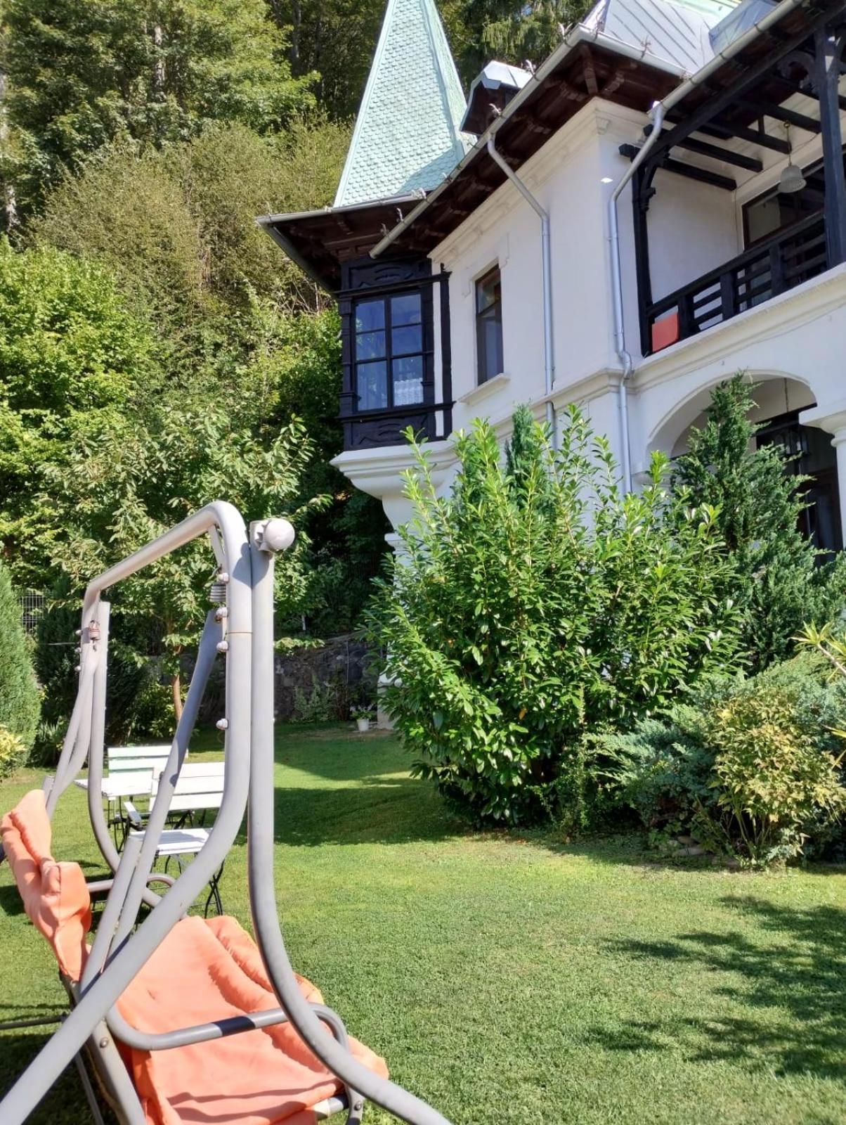 Il Piccolo Castello Buşteni Eksteriør billede