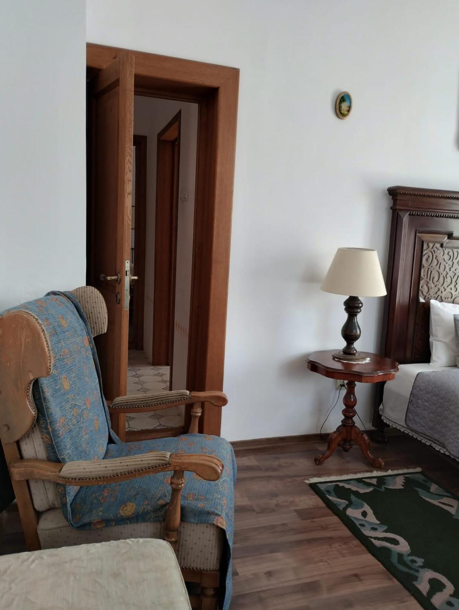 Il Piccolo Castello Buşteni Eksteriør billede